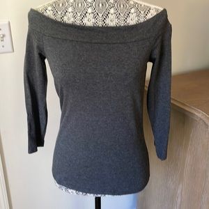 Off-the-shoulder 3/4 sleeve blouse
